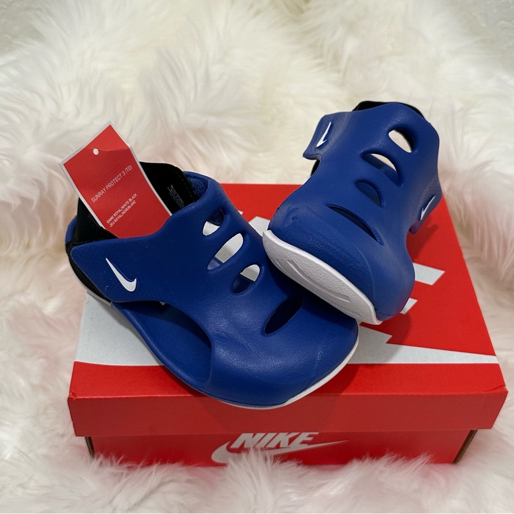 Nike Kids Sunray Protect 3 Brand Size 7c Color Game Royal/White-Black